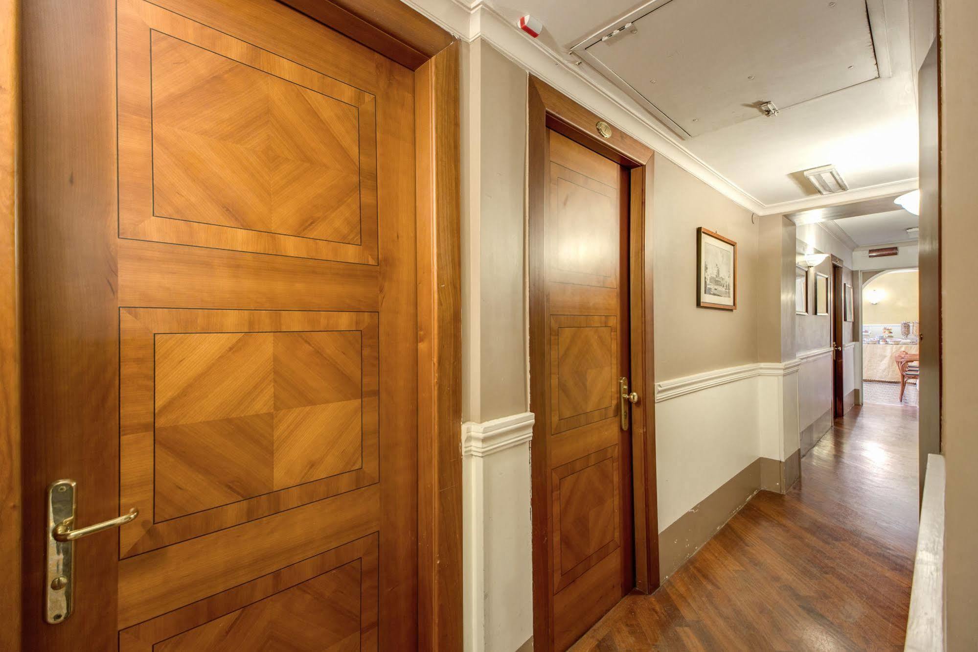 Hotel St. Moritz Roma Dış mekan fotoğraf